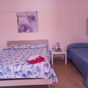 Bed & Breakfast Bed And Fly Aeroporto Fontanarossa Reception H24 Bagno Privato In, Catánia